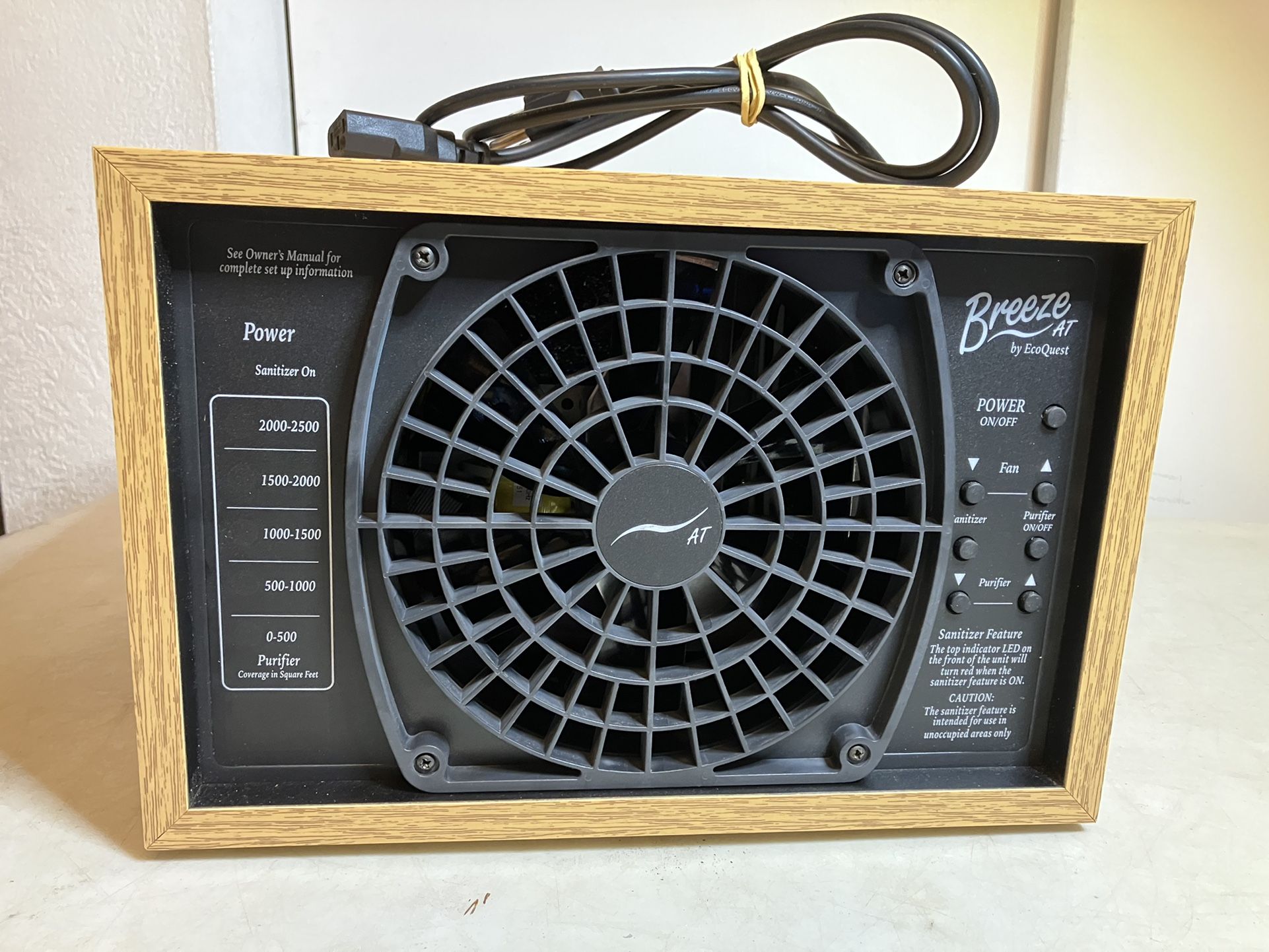 EcoQuest Breeze AT Air Purifier / Sanitizer - No Remote Works great. Price is firm, email to pick up