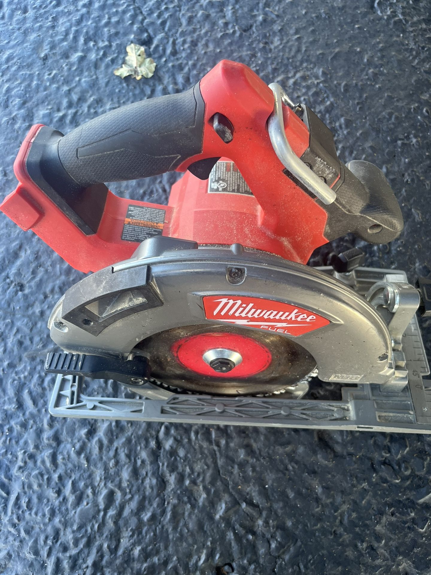 Milwaukee Skill saw 