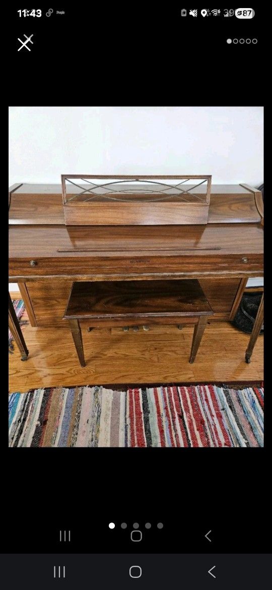 Vintage Baldwin Spinet Piano with Bench