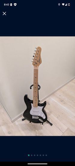 Behringer iAxe 393 Electric Guitar
