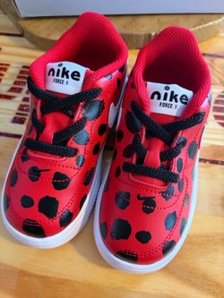 DISCONTINUED/NEW - ‘Lil Ladybugs’ Nike Force 1 Sneakers (8C)