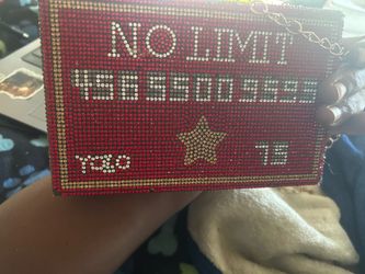No limit red clutch