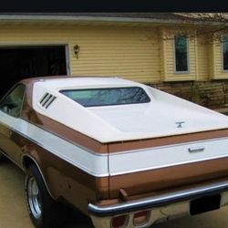 EL CAMINO BED COVER