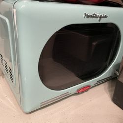 Microwave Excellent Condition 