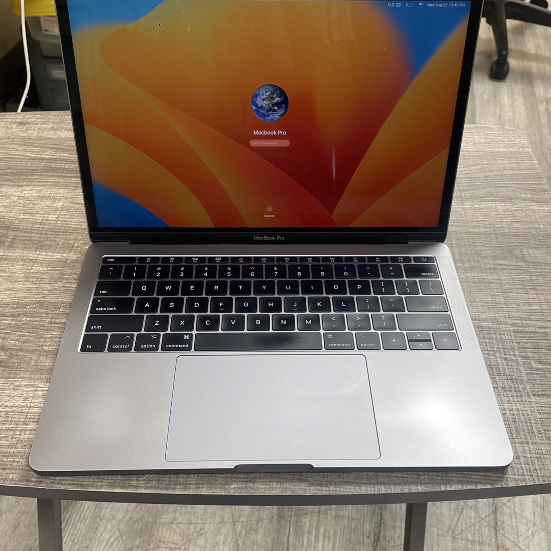 MacBook Pro 13 Inch 2017 Core I5 8gb Ram 128gb $50 Down