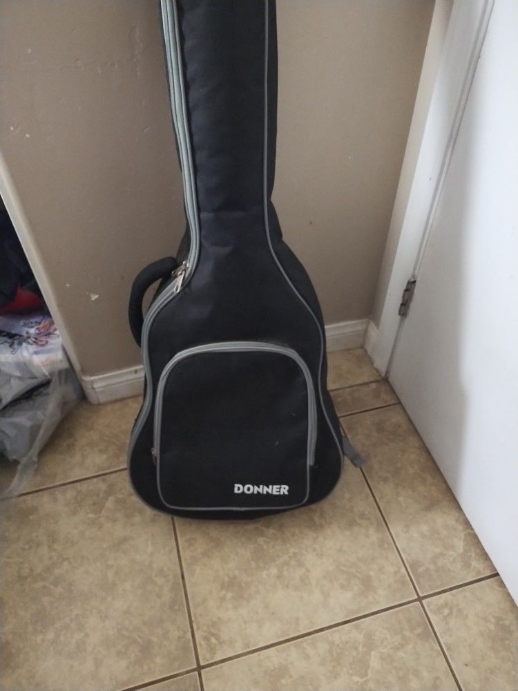 Donner Bag (Only Bag Not The Guitar )