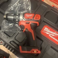 M18 18V Lithium-lon Cordless 1/2 in. Drill Driver