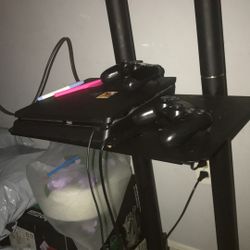 PS4 With Three Controllers And Charger And HDMI Port