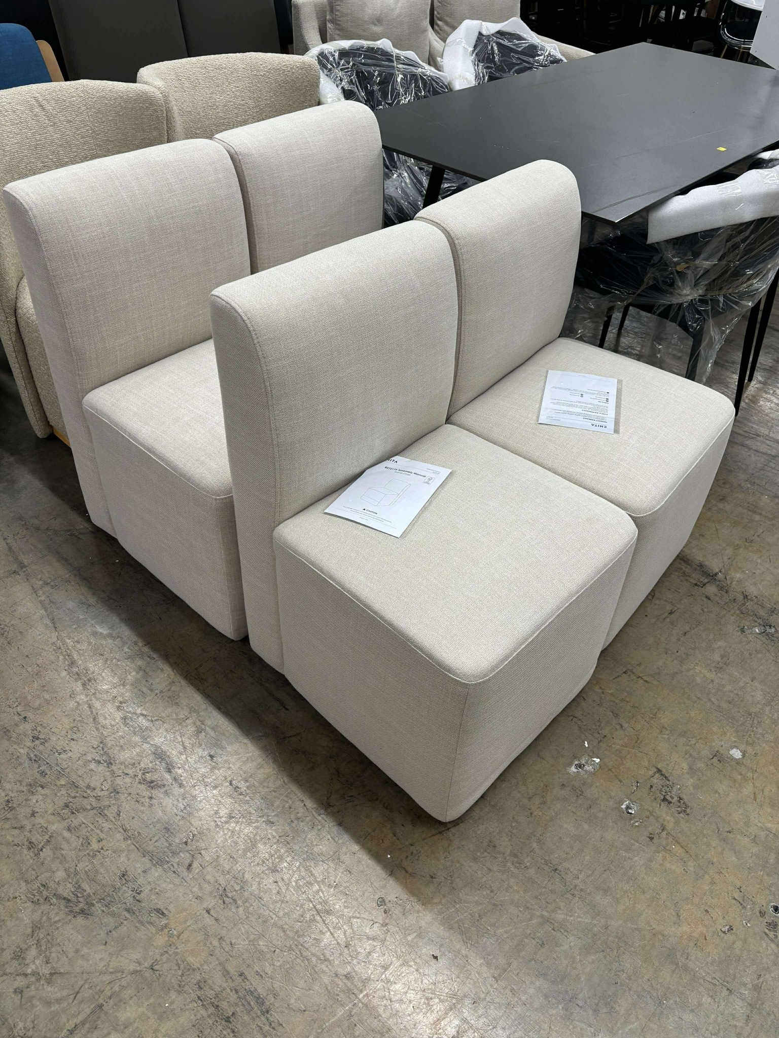 CHITA Dining Chairs with Casters Set of 4, FSC Certified Upholstered Armless Modern Rolling Dining Chairs with Rollers