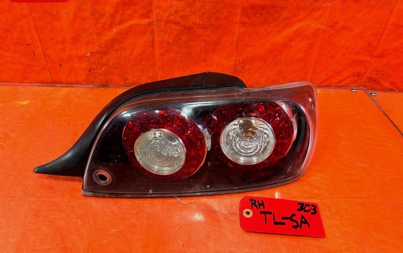09-11 MAZDA RX8 RX-8 - PASSENGER RIGHT TAIL LIGHT TAIL LAMP - OEM FACTORY #303