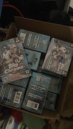NFL TOPPS CHROME 2025 Hangars and Blasters