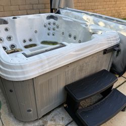 FREE Spa Jacuzzi Hot Tub