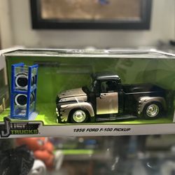 1:24 1956 Ford F-100 Pickup
