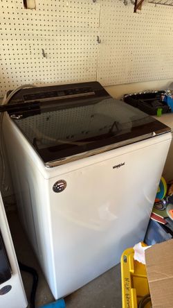 Whirlpool Washer and Dryer (Great condition)