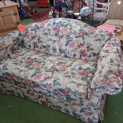 Vintage La-Z-Boy Floral Pattern Loveseat Couch Love Seat