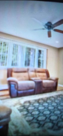 Rocker recliner couch set no rips