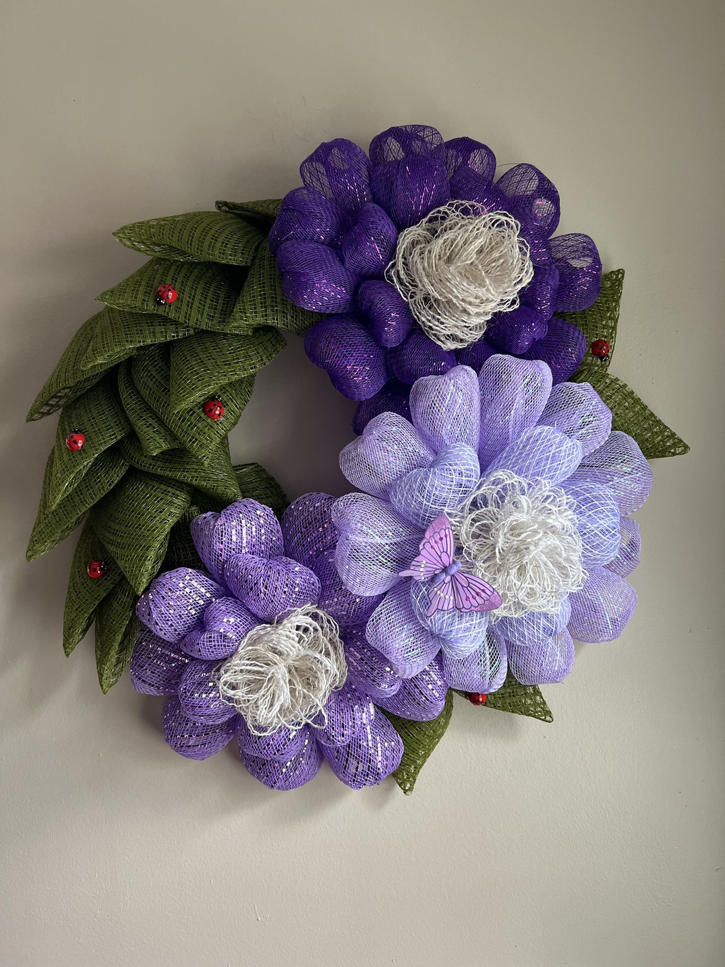 Large 3 Flower Wreath