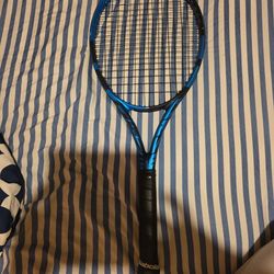 Professional tennis racquet Basically new