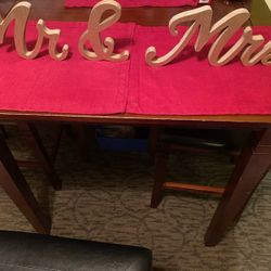 Mr. & Mrs. Table Sign 