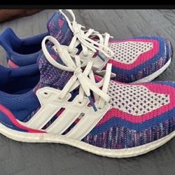 Mens Ultra Boost Continental Size 12 in excellent condition $50 FIRM!!