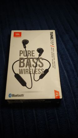 JBL Wireless in-ear headphones Bluetooth
