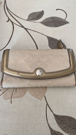 Coach wallet
