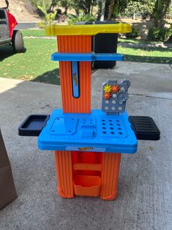 Hot Wheels kids tool table