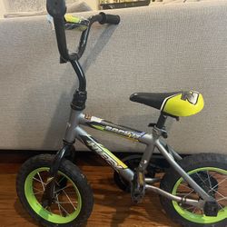 Huffy 12 in. Rock It Kids Bike With 2 Helmets And Free Toys