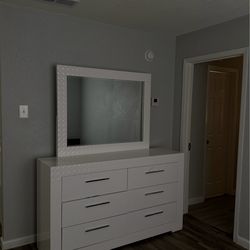 Dresser with mirror