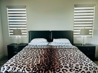 5 piece King Bedroom Set! Flash sale!