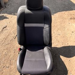 2014 civic 4 dr left seat