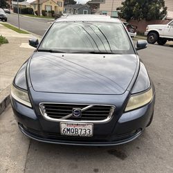 2010 Volvo S40