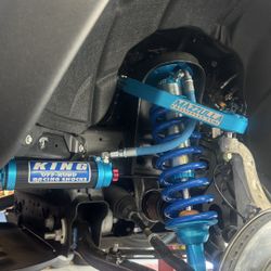 King 2.5s W/ Adj And King Blue Mazzulla Uppers For GM 1500 Available