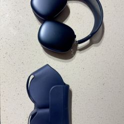 Navy Blue AirPods Pro Max 