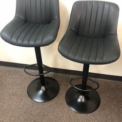 2 Pc Swivel Bar Stools 