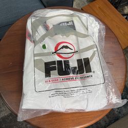Jiu Jitsu Gi Size 4 Fuji Kimono Uniform. New open package. 