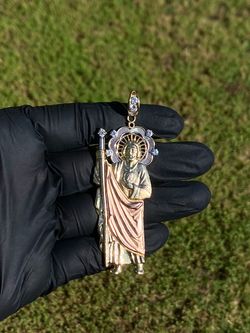 14k yellow gold Pendant