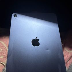 iPad 10th Gen 