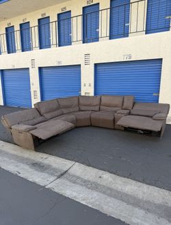 Brower Fabric Power Reclining Sectional with Power Headrests 50% Off Retail
