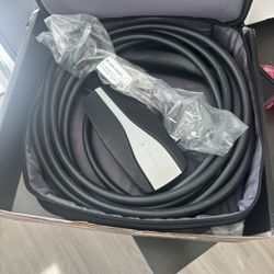 Tesla, mobile connector charger