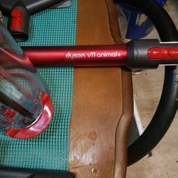 Dyson V11 Animal + .red &grey