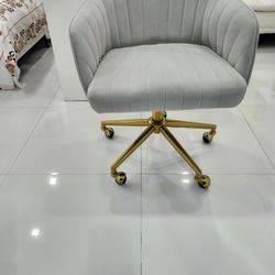 Grey Home Office Chair, Modern Velvet, Rolling Chair( Like New)