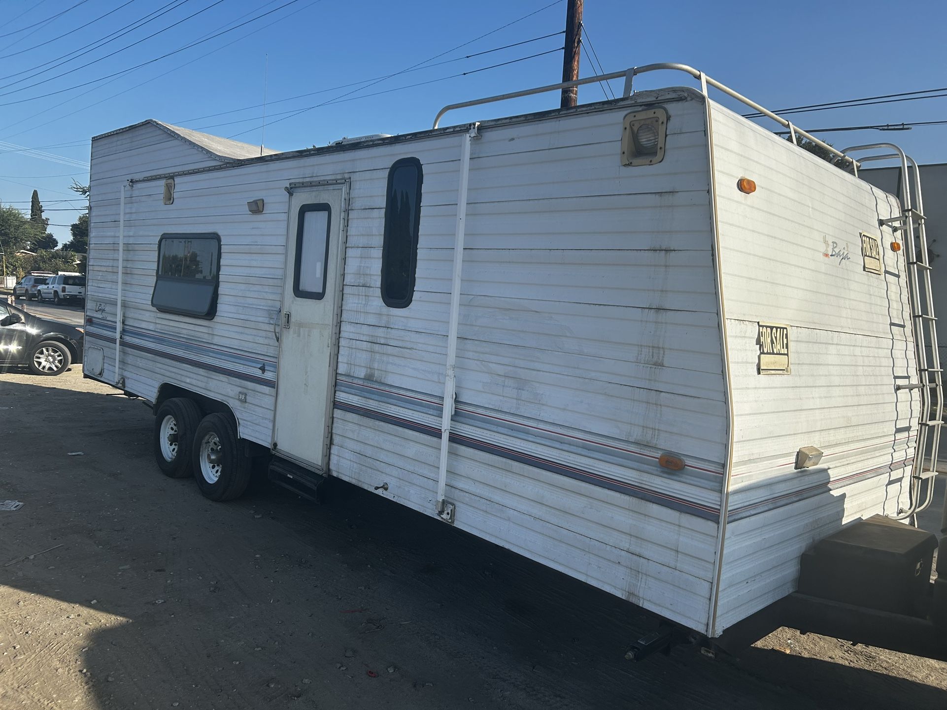 Toy Hauler 2002 Baja Trailer