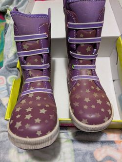 Girls Rainboots Size 2/3