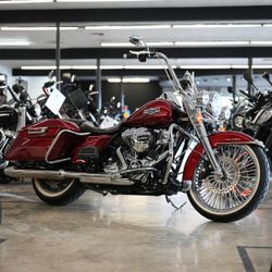 2016 HARLEY DAVIDSON ROAD KING