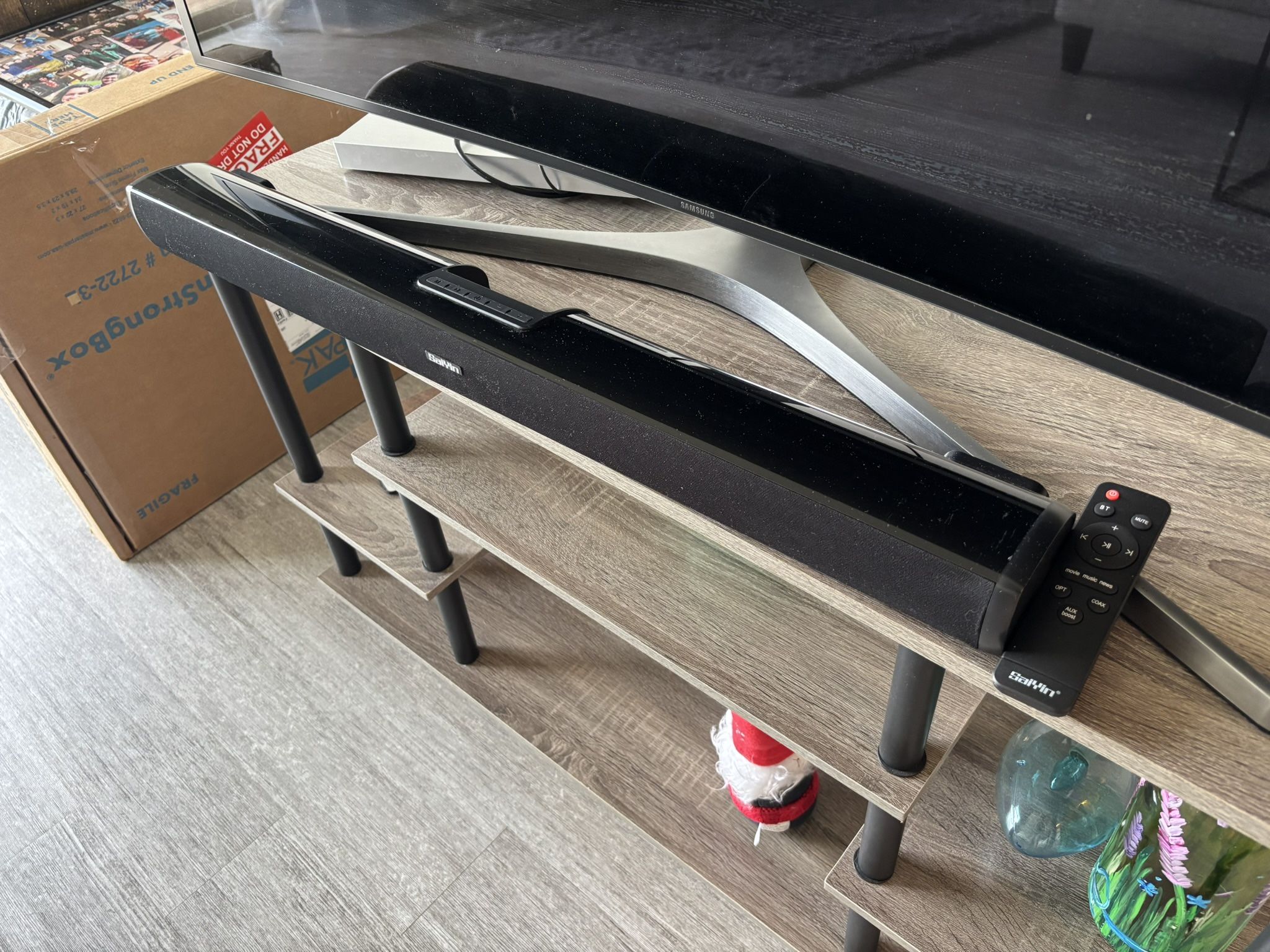 MOVING SALE - Tv Sound Bar/Speaker