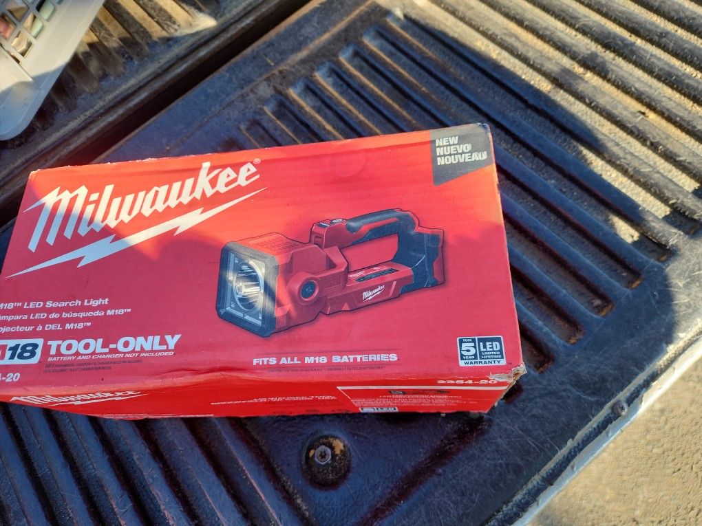 Milwaukee M18 Led Search Light