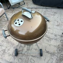 Weber Gold Kettle Grill 22”