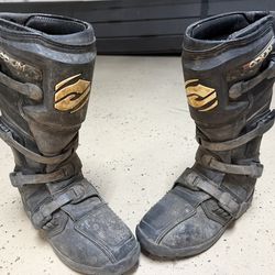 Men riding boots - Size 9