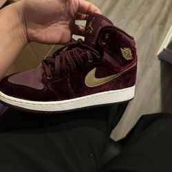 Jordan’s 1’s Mids